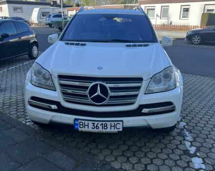 Белый Мерседес ГЛ-класс, объемом двигателя 5.46 л и пробегом 72 тыс. км за 29999 $, фото 1 на Automoto.ua