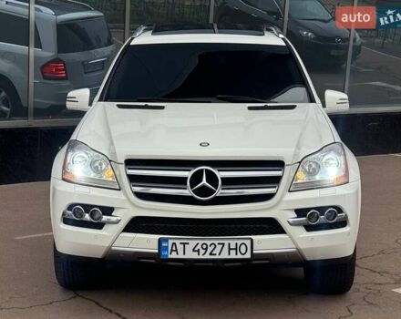 Белый Мерседес ГЛ-класс, объемом двигателя 3 л и пробегом 272 тыс. км за 17500 $, фото 3 на Automoto.ua