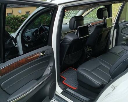 Белый Мерседес ГЛ-класс, объемом двигателя 2.99 л и пробегом 230 тыс. км за 21400 $, фото 12 на Automoto.ua