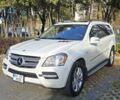 Мерседес ГЛ-класс 2011 в Львове на Automoto.ua Белый Мерседес ГЛ-класс, объемом двигателя 2.99 л и пробегом 385 тыс. км за 20000 $, фото 3 на Automoto.ua