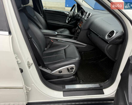 Білий Мерседес ГЛ-Клас, об'ємом двигуна 3 л та пробігом 258 тис. км за 12900 $, фото 23 на Automoto.ua