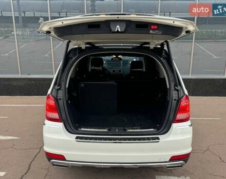 Белый Мерседес ГЛ-класс, объемом двигателя 3 л и пробегом 272 тыс. км за 17500 $, фото 39 на Automoto.ua