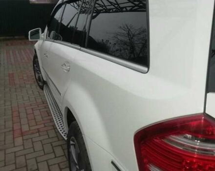 Белый Мерседес ГЛ-класс, объемом двигателя 3 л и пробегом 252 тыс. км за 18300 $, фото 3 на Automoto.ua