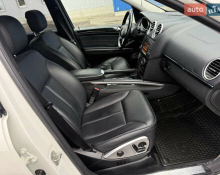 Білий Мерседес ГЛ-Клас, об'ємом двигуна 3 л та пробігом 258 тис. км за 12900 $, фото 24 на Automoto.ua