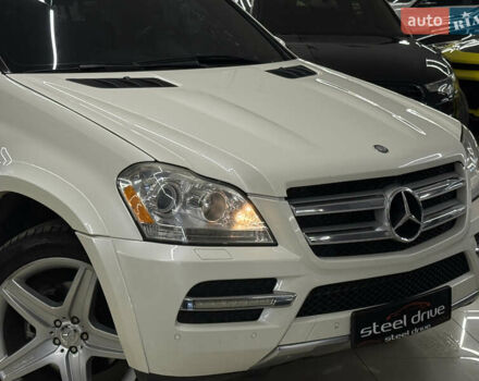 Белый Мерседес ГЛ-класс, объемом двигателя 2.99 л и пробегом 205 тыс. км за 18999 $, фото 5 на Automoto.ua