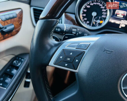 Белый Мерседес ГЛ-класс, объемом двигателя 4.7 л и пробегом 163 тыс. км за 19500 $, фото 31 на Automoto.ua