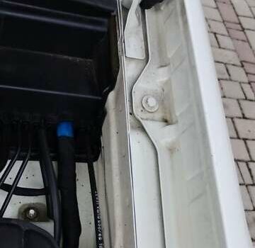 Белый Мерседес ГЛ-класс, объемом двигателя 3 л и пробегом 255 тыс. км за 24300 $, фото 15 на Automoto.ua