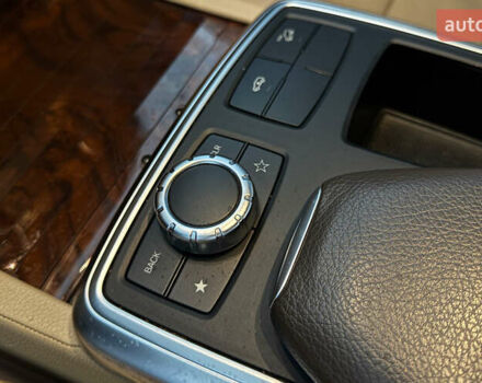 Белый Мерседес ГЛ-класс, объемом двигателя 3 л и пробегом 235 тыс. км за 24900 $, фото 18 на Automoto.ua