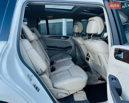 Белый Мерседес ГЛ-класс, объемом двигателя 4.7 л и пробегом 163 тыс. км за 19500 $, фото 16 на Automoto.ua