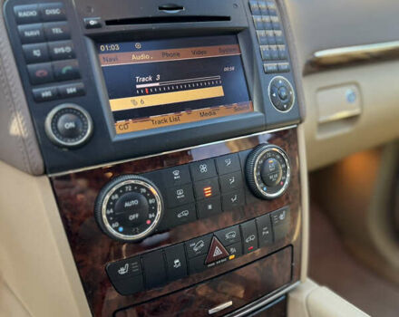 Белый Мерседес ГЛ-класс, объемом двигателя 3 л и пробегом 252 тыс. км за 16500 $, фото 15 на Automoto.ua