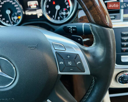 Белый Мерседес ГЛ-класс, объемом двигателя 4.7 л и пробегом 163 тыс. км за 19500 $, фото 32 на Automoto.ua