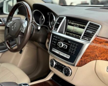 Білий Мерседес ГЛ-Клас, об'ємом двигуна 3 л та пробігом 224 тис. км за 24999 $, фото 14 на Automoto.ua