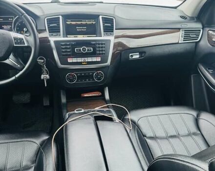 Білий Мерседес ГЛ-Клас, об'ємом двигуна 4.66 л та пробігом 228 тис. км за 21500 $, фото 11 на Automoto.ua