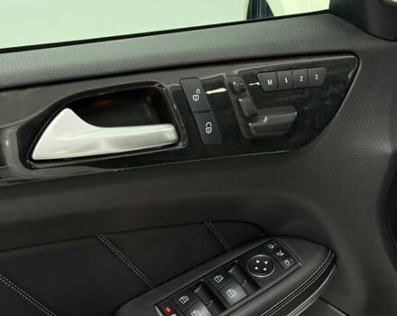 Білий Мерседес ГЛ-Клас, об'ємом двигуна 4.7 л та пробігом 170 тис. км за 18900 $, фото 15 на Automoto.ua