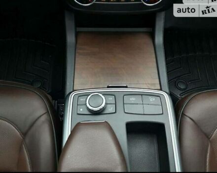 Білий Мерседес ГЛ-Клас, об'ємом двигуна 3 л та пробігом 260 тис. км за 27300 $, фото 15 на Automoto.ua