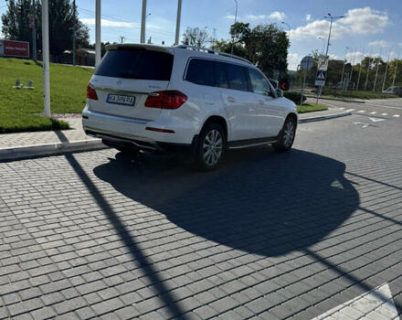 Белый Мерседес ГЛ-класс, объемом двигателя 2.99 л и пробегом 200 тыс. км за 26000 $, фото 4 на Automoto.ua