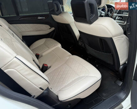 Белый Мерседес ГЛ-класс, объемом двигателя 4.66 л и пробегом 149 тыс. км за 24999 $, фото 19 на Automoto.ua