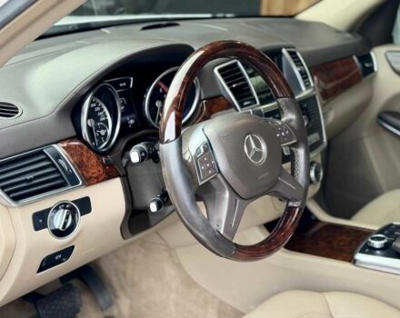 Білий Мерседес ГЛ-Клас, об'ємом двигуна 3 л та пробігом 224 тис. км за 24999 $, фото 7 на Automoto.ua