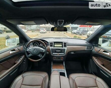 Білий Мерседес ГЛ-Клас, об'ємом двигуна 3 л та пробігом 260 тис. км за 27300 $, фото 12 на Automoto.ua