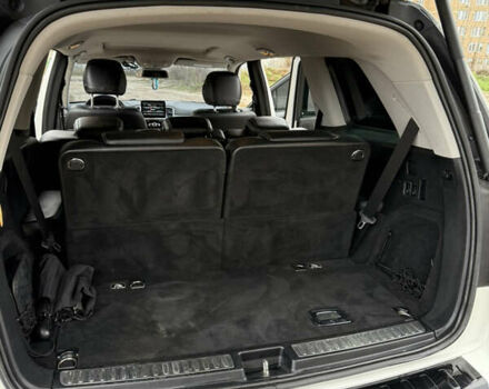 Белый Мерседес ГЛ-класс, объемом двигателя 2.99 л и пробегом 282 тыс. км за 29900 $, фото 11 на Automoto.ua