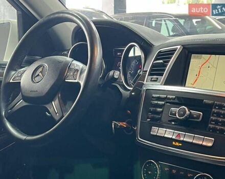 Білий Мерседес ГЛ-Клас, об'ємом двигуна 3 л та пробігом 180 тис. км за 26000 $, фото 4 на Automoto.ua