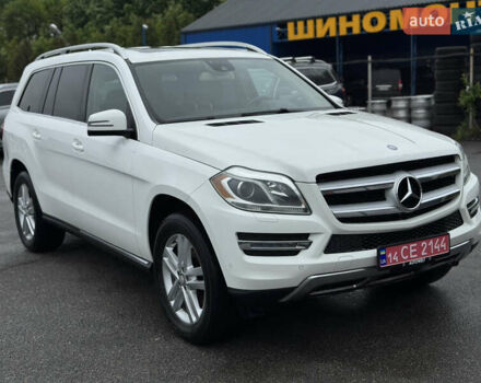 Белый Мерседес ГЛ-класс, объемом двигателя 3 л и пробегом 242 тыс. км за 20400 $, фото 3 на Automoto.ua