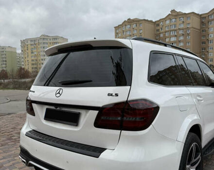 Белый Мерседес ГЛ-класс, объемом двигателя 2.99 л и пробегом 282 тыс. км за 29900 $, фото 7 на Automoto.ua