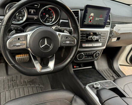 Белый Мерседес ГЛ-класс, объемом двигателя 2.99 л и пробегом 282 тыс. км за 29900 $, фото 8 на Automoto.ua