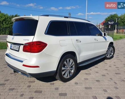 Белый Мерседес ГЛ-класс, объемом двигателя 3 л и пробегом 155 тыс. км за 31900 $, фото 5 на Automoto.ua