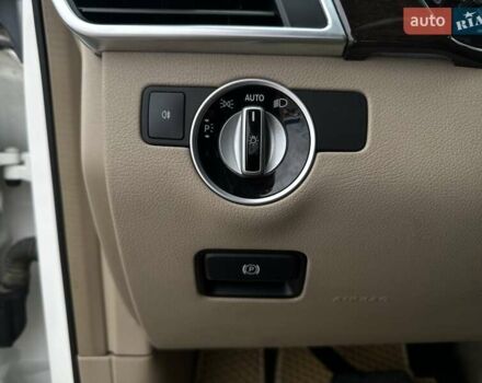 Білий Мерседес ГЛ-Клас, об'ємом двигуна 3 л та пробігом 245 тис. км за 20500 $, фото 32 на Automoto.ua