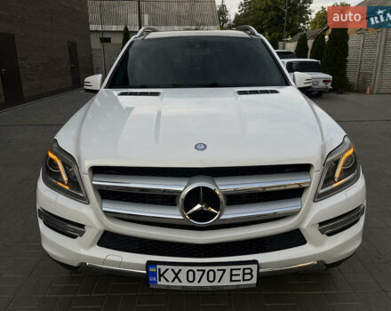 Мерседес ГЛ-класс 2014 в Харькове на Automoto.ua Белый Мерседес ГЛ-класс, объемом двигателя 2.99 л и пробегом 195 тыс. км за 25000 $, фото 7 на Automoto.ua