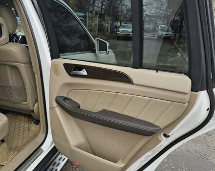 Белый Мерседес ГЛ-класс, объемом двигателя 2.99 л и пробегом 214 тыс. км за 27300 $, фото 42 на Automoto.ua