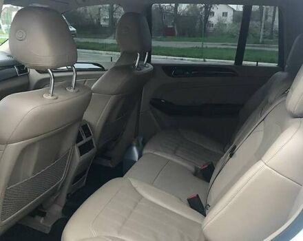 Білий Мерседес ГЛ-Клас, об'ємом двигуна 3 л та пробігом 234 тис. км за 25000 $, фото 8 на Automoto.ua