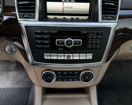 Білий Мерседес ГЛ-Клас, об'ємом двигуна 3 л та пробігом 157 тис. км за 27900 $, фото 29 на Automoto.ua