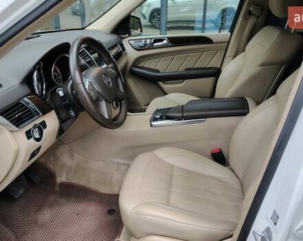 Білий Мерседес ГЛ-Клас, об'ємом двигуна 3 л та пробігом 139 тис. км за 26500 $, фото 6 на Automoto.ua