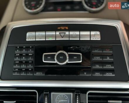 Білий Мерседес ГЛ-Клас, об'ємом двигуна 3 л та пробігом 245 тис. км за 20500 $, фото 36 на Automoto.ua