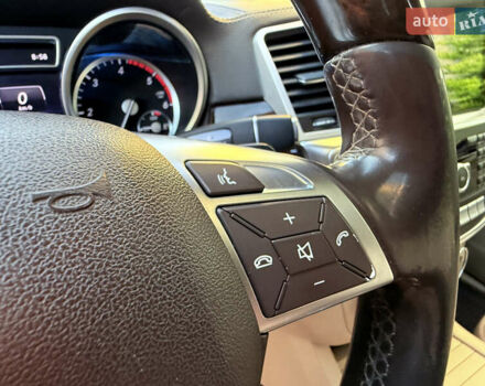 Білий Мерседес ГЛ-Клас, об'ємом двигуна 3 л та пробігом 250 тис. км за 24999 $, фото 25 на Automoto.ua