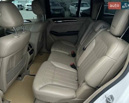 Білий Мерседес ГЛ-Клас, об'ємом двигуна 3 л та пробігом 245 тис. км за 20500 $, фото 23 на Automoto.ua