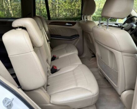 Белый Мерседес ГЛ-класс, объемом двигателя 3 л и пробегом 89 тыс. км за 9100 $, фото 13 на Automoto.ua