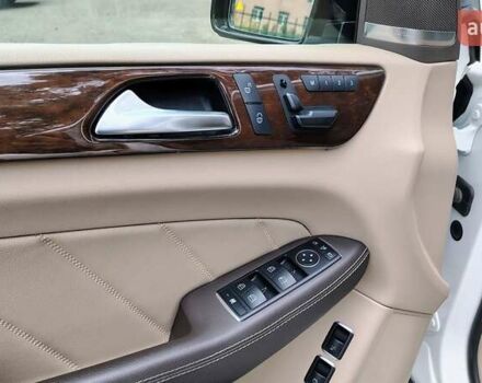 Білий Мерседес ГЛ-Клас, об'ємом двигуна 3 л та пробігом 139 тис. км за 26500 $, фото 11 на Automoto.ua