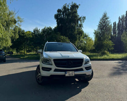 Белый Мерседес ГЛ-класс, объемом двигателя 2.99 л и пробегом 190 тыс. км за 28000 $, фото 1 на Automoto.ua