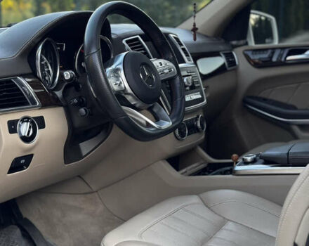 Білий Мерседес ГЛ-Клас, об'ємом двигуна 3 л та пробігом 157 тис. км за 27900 $, фото 18 на Automoto.ua