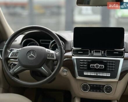 Білий Мерседес ГЛ-Клас, об'ємом двигуна 3 л та пробігом 245 тис. км за 20500 $, фото 27 на Automoto.ua