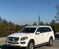 Белый Мерседес ГЛ-класс, объемом двигателя 2.99 л и пробегом 315 тыс. км за 19000 $, фото 1 на Automoto.ua