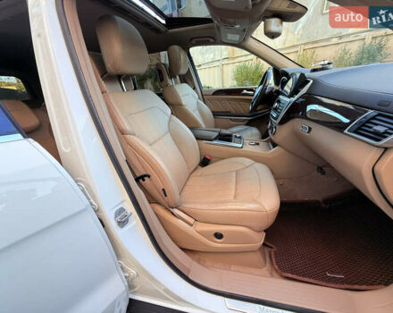 Білий Мерседес ГЛ-Клас, об'ємом двигуна 3 л та пробігом 250 тис. км за 24999 $, фото 69 на Automoto.ua