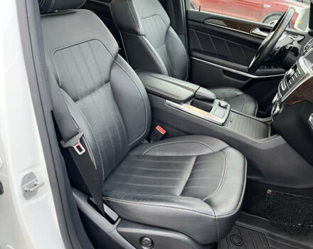 Белый Мерседес ГЛ-класс, объемом двигателя 2.99 л и пробегом 182 тыс. км за 24500 $, фото 47 на Automoto.ua