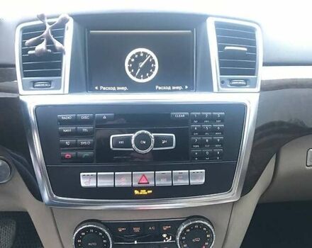 Білий Мерседес ГЛ-Клас, об'ємом двигуна 3 л та пробігом 234 тис. км за 25000 $, фото 11 на Automoto.ua