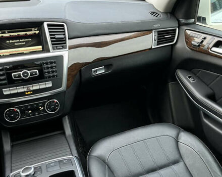 Белый Мерседес ГЛ-класс, объемом двигателя 2.99 л и пробегом 182 тыс. км за 24500 $, фото 34 на Automoto.ua