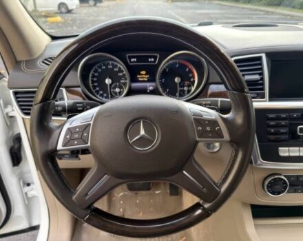 Белый Мерседес ГЛ-класс, объемом двигателя 3 л и пробегом 89 тыс. км за 9100 $, фото 8 на Automoto.ua