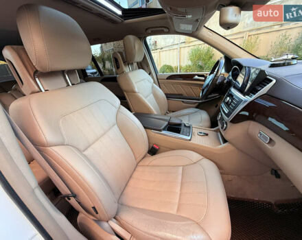 Білий Мерседес ГЛ-Клас, об'ємом двигуна 3 л та пробігом 250 тис. км за 24999 $, фото 70 на Automoto.ua